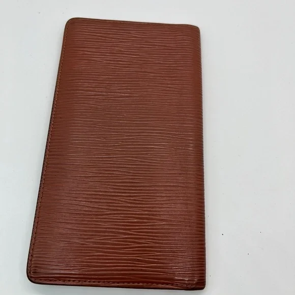 Pre owned Louis Vuitton brown wallet - Picture 3 of 4